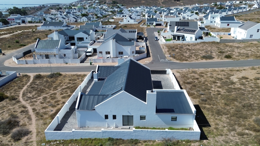 4 Bedroom Property for Sale in Harbour Lights Western Cape